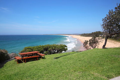 Neptune I Absolute Beachfront I Stunning Views - Accommodation Fremantle 31