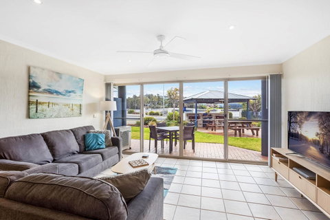 Sails Luxury Apartments Merimbula - Accommodation Fremantle 36