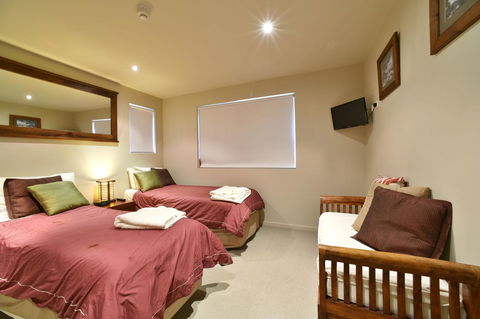 Snowstream 4 - Accommodation Fremantle 3