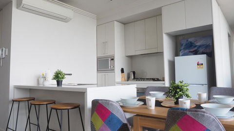 Skygarden Olympic Park View 2 Bedroom Apartment - Accommodation Fremantle 42