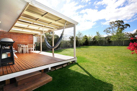 Hayes Beach House I Award Winner I 4 Mins To Beach - Accommodation Fremantle 17