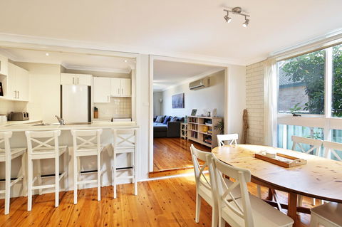 Hayes Beach House I Award Winner I 4 Mins To Beach - Accommodation Fremantle 12