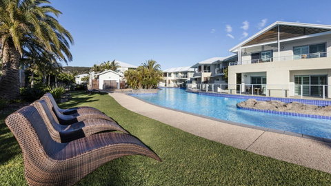 Oaks Port Stephens Pacific Blue Resort - Accommodation Fremantle 2