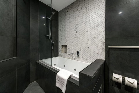 Holiday Inn & Suites - Parramatta Marsden Street, An IHG Hotel - Accommodation Fremantle 6