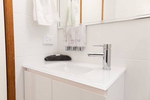 Sapphire Waters Motor Inn - Accommodation Fremantle 1
