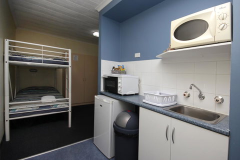Sapphire Waters Motor Inn - Accommodation Fremantle 22