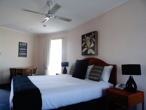 Sapphire Waters Motor Inn - Accommodation Fremantle 27