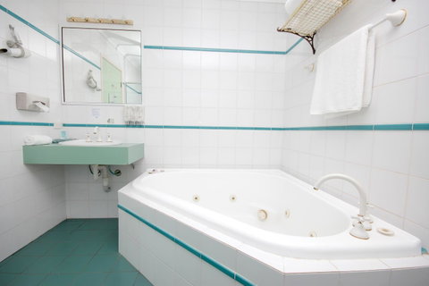Sapphire Waters Motor Inn - Accommodation Fremantle 7