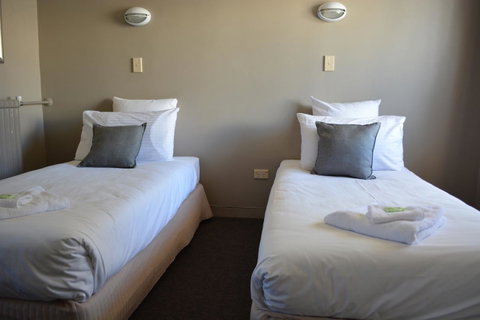 Commercial Hotel Motel Lithgow - Accommodation Fremantle 30