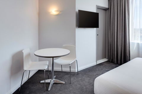 Mercure Sydney Bankstown - Accommodation Fremantle 26