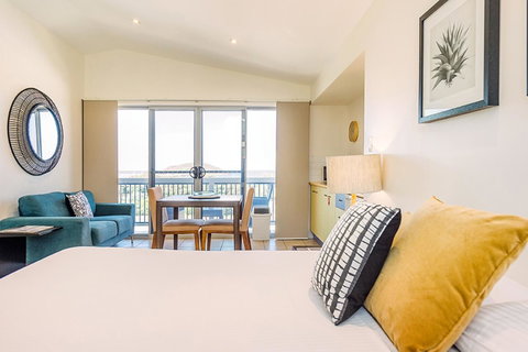The Observatory Self Contained Apartments - Accommodation Fremantle 13