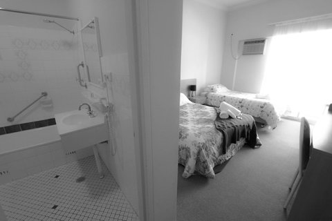 Rest Easy Motel - Accommodation Fremantle 19