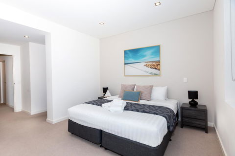 Brand New Executive Apartment - Accommodation Fremantle 9