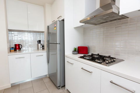 Brand New Executive Apartment - Accommodation Fremantle 6