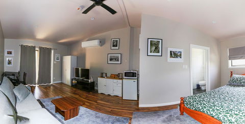 Pound Creek Gallery - Accommodation Fremantle 0