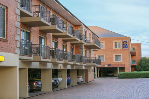 Best Western Plus Hovell Tree Inn - Accommodation Fremantle 1