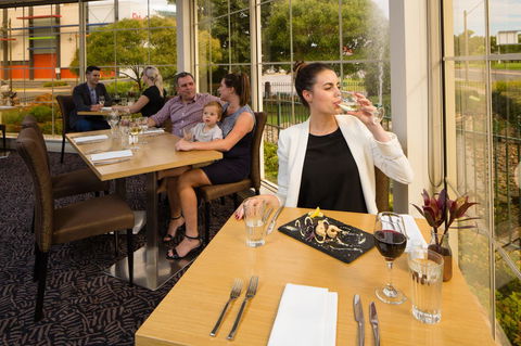 Best Western Plus Hovell Tree Inn - Accommodation Fremantle 25