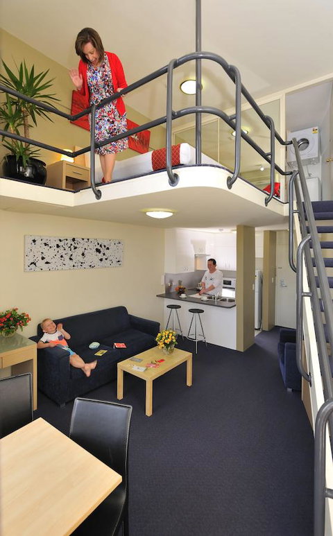 Metro Apartments On Darling Harbour - Accommodation Fremantle 3