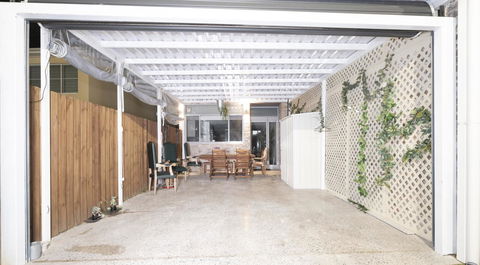 Luxury Villa Darlington - Vine - Accommodation Fremantle 19
