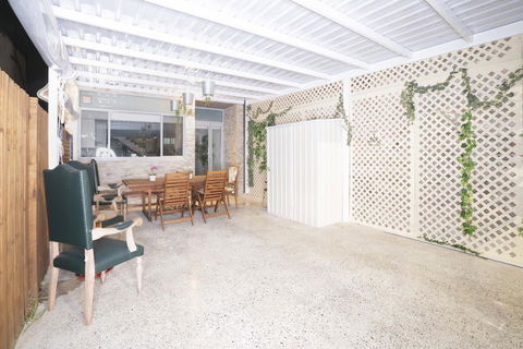 Luxury Villa Darlington - Vine - Accommodation Fremantle 18
