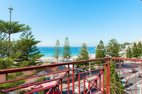 Mad Monkey Hostel Coogee Beach - Accommodation Fremantle 7
