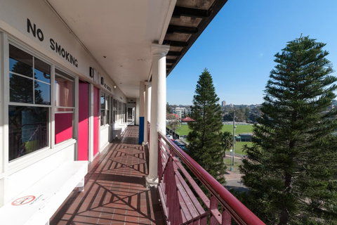 Mad Monkey Hostel Coogee Beach - Accommodation Fremantle 35