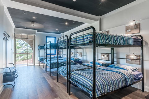 Mad Monkey Hostel Coogee Beach - Accommodation Fremantle 12