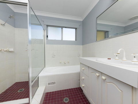 2 The Breckenridge - Accommodation Fremantle 6