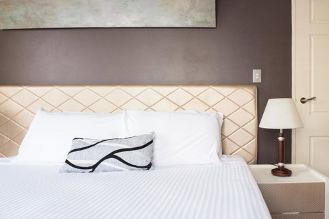 Seasons Harbour Plaza - Accommodation Fremantle 10