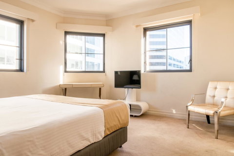Seasons Harbour Plaza - Accommodation Fremantle 16