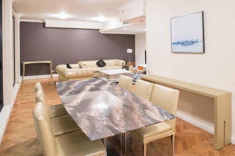 Seasons Harbour Plaza - Accommodation Fremantle 9