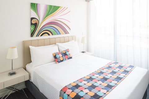 Seasons Harbour Plaza - Accommodation Fremantle 0