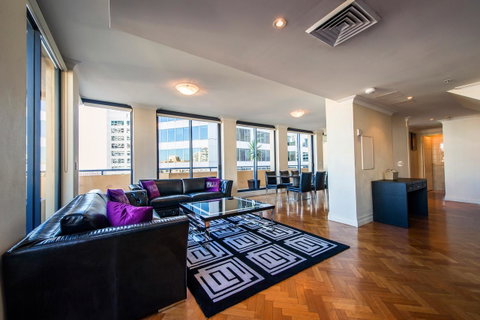 Seasons Harbour Plaza - Accommodation Fremantle 26