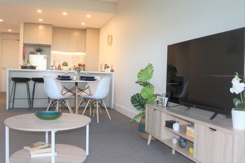 Stunning Views Sydney Olympic Park - Accommodation Fremantle 4