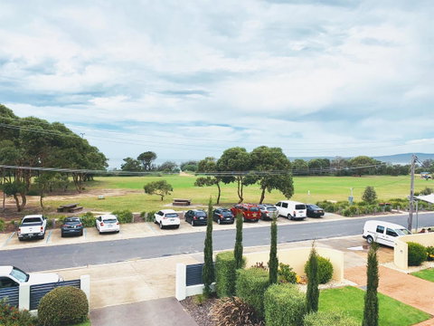 Seachange 3 - Accommodation Fremantle 1
