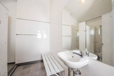 Alpine Gables - Accommodation Fremantle 1