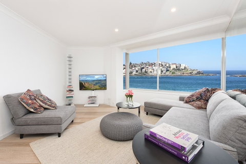 Right On Bondi - Accommodation Fremantle 0