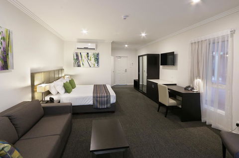 Best Western Plus Bolton On The Park - Accommodation Fremantle 5
