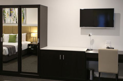 Best Western Plus Bolton On The Park - Accommodation Fremantle 13