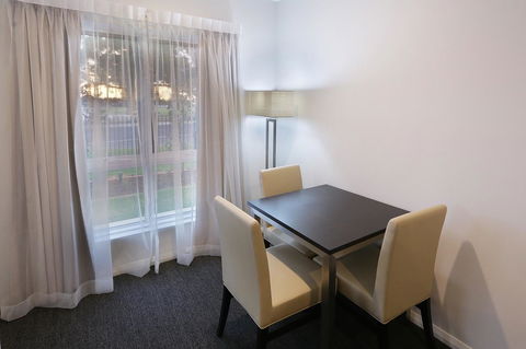 Best Western Plus Bolton On The Park - Accommodation Fremantle 7