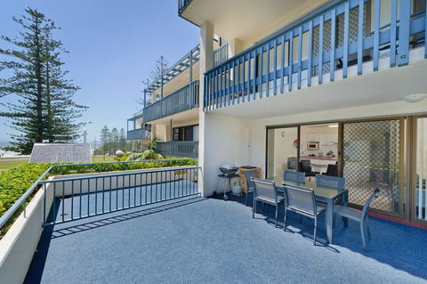 Beach House Holiday Apartments - Accommodation Fremantle 23