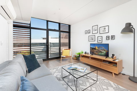 Newtown's Best Designer Apartment - Accommodation Fremantle 6