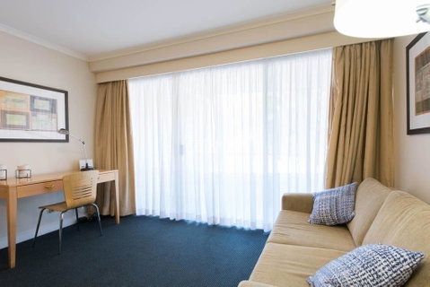 Grande Esplanade Studio - Accommodation Fremantle 5
