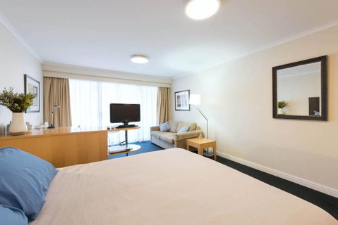 Grande Esplanade Studio - Accommodation Fremantle 3