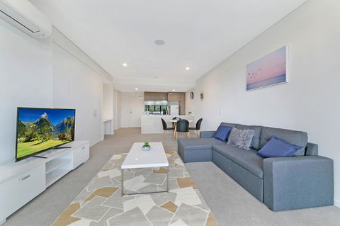 Stylish And Neat Two Bed Apartment In Wentworth Point - Accommodation Fremantle 1