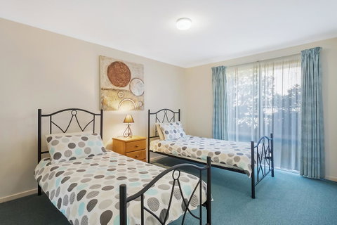 Black Dolphin Resort Motel & Apartments - Accommodation Fremantle 2