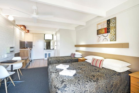 Black Dolphin Resort Motel & Apartments - Accommodation Fremantle 21