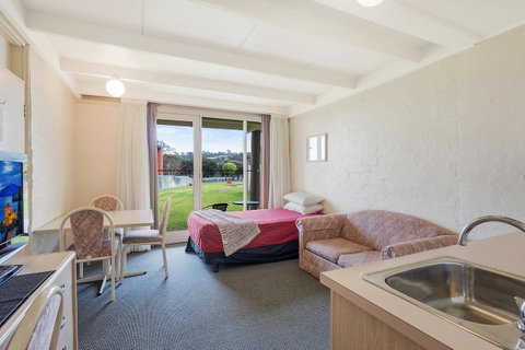 Black Dolphin Resort Motel & Apartments - Accommodation Fremantle 16