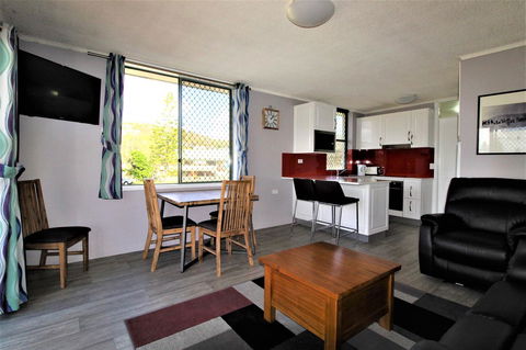 Beachfront 3, 25 Willow Street - Accommodation Fremantle 1