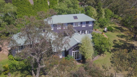 Mountainside B & B - Accommodation Fremantle 8